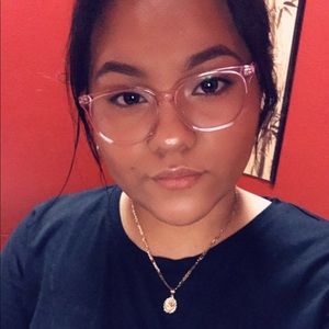 Meet your Posher, Yaksi